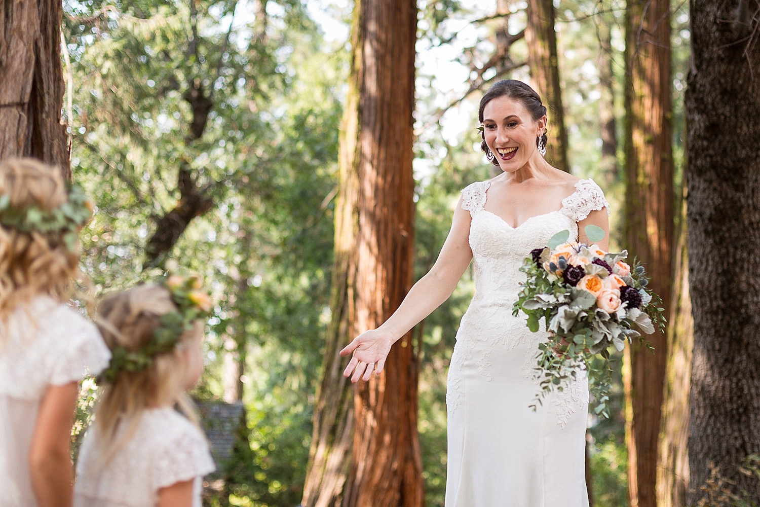 Yosemite Wedding at Evergreen Lodge Getting Ready Photos