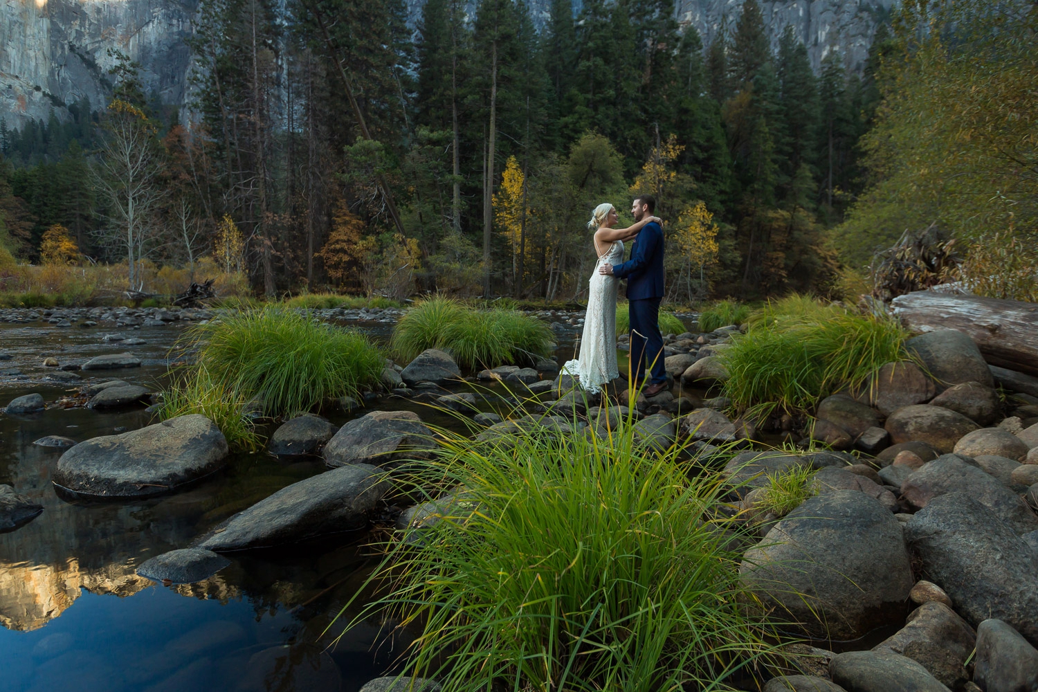 best outdoor wedding photography tips