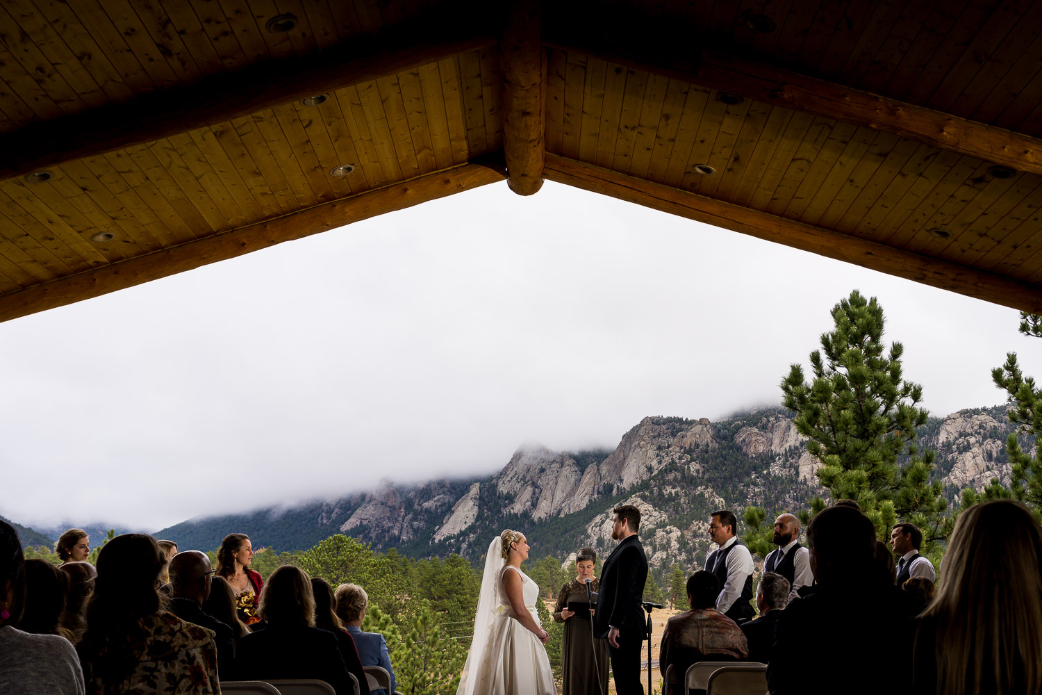 Black Canyon Inn Wedding Photos Ceremony
