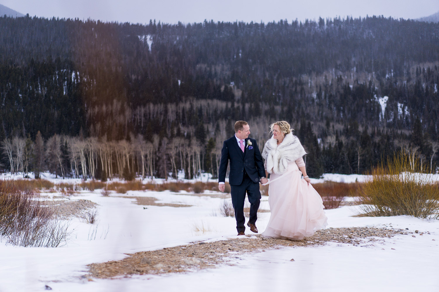 estes park wedding photography couple portraits rocky mountain national park