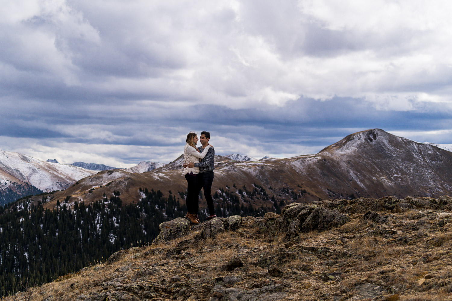 Maroon Bells Engagement Photos fall mountains