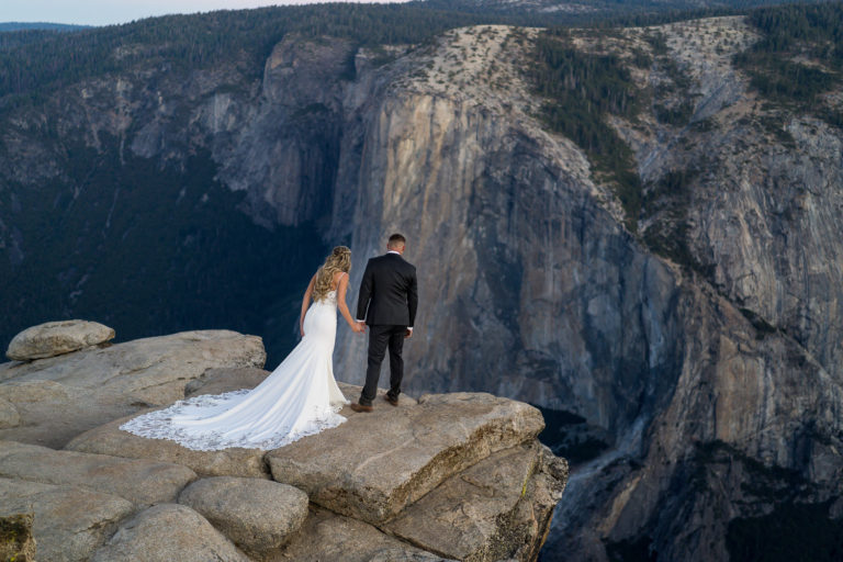 Elope Yosemite National Park | Briana and Pete
