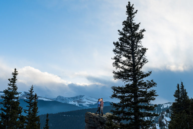 Colorado Engagement Pictures in the Mountains | Marilyn and Jordan
