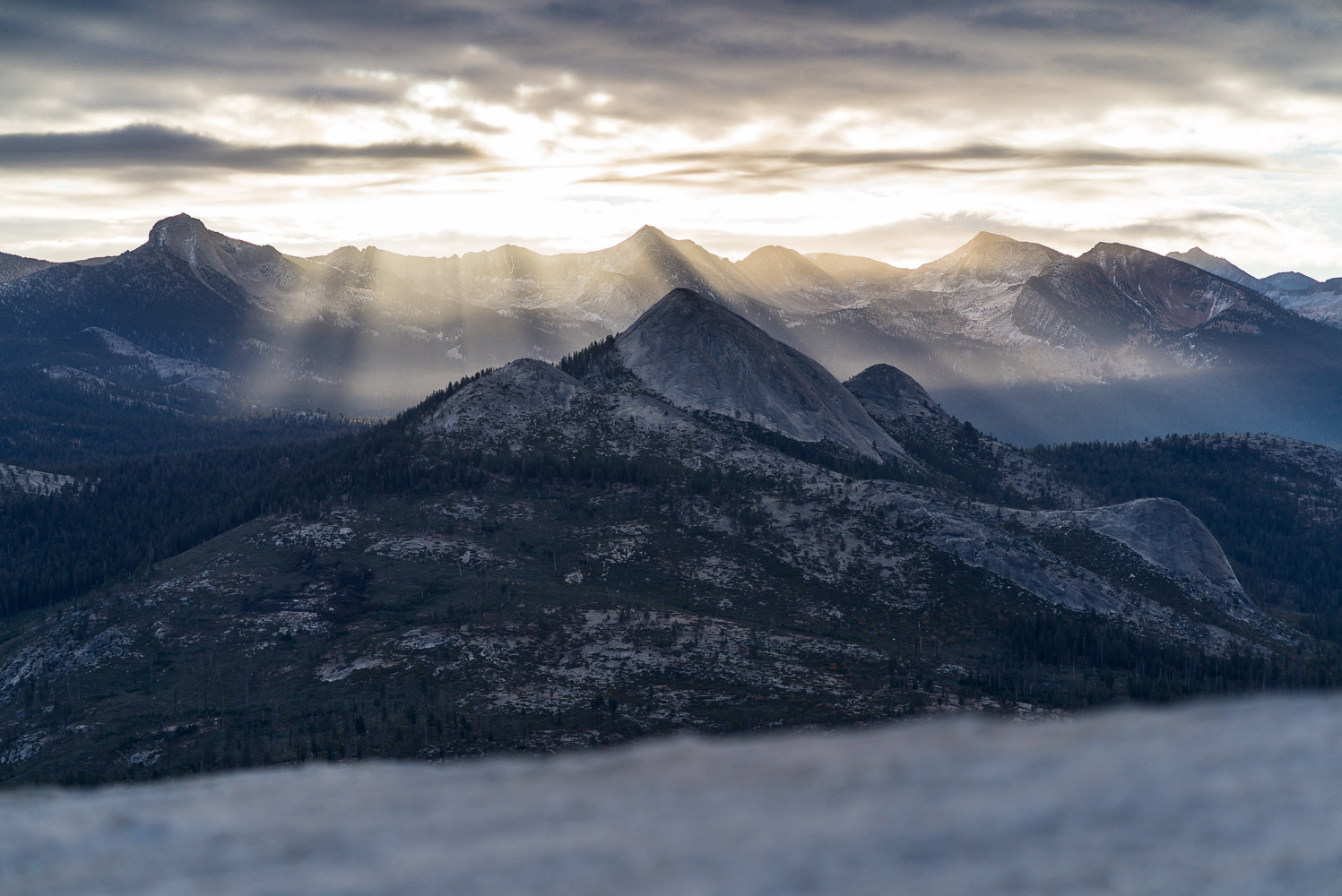 sunrise over mountains 85mm sample image
